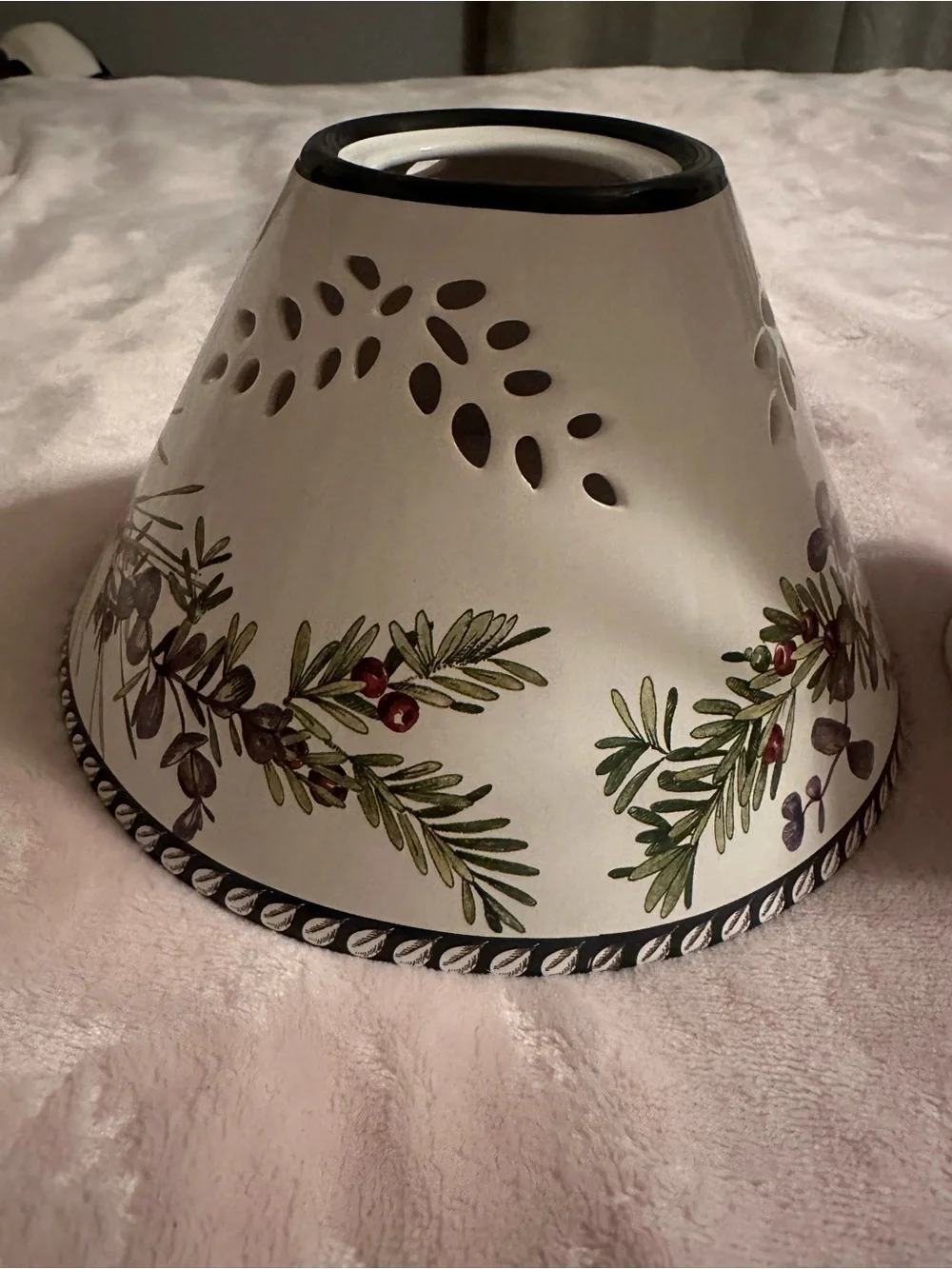 Lenox Etchings Candle Lamp Pinecone Botanical Open Box